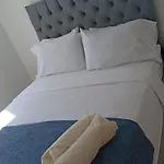 Apartamento Con Una Hermosa Vista Cerca Al Aeropuerto